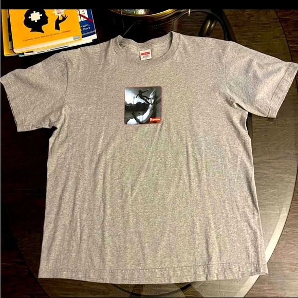 Supreme Shadows Tee 2021 - Picture 1 of 3